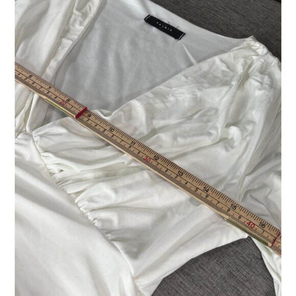 Elegant White Ruched V-Neck Blouse Top - Picture 8 of 9